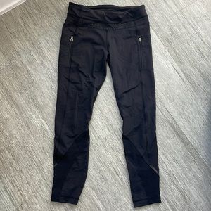 Black full length Lululemon leggings size 6